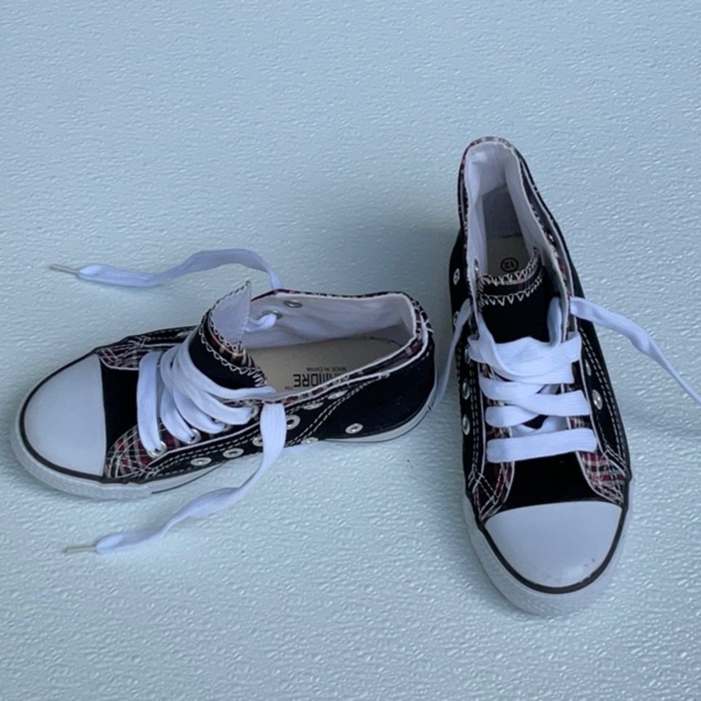 CONAMORE  high top